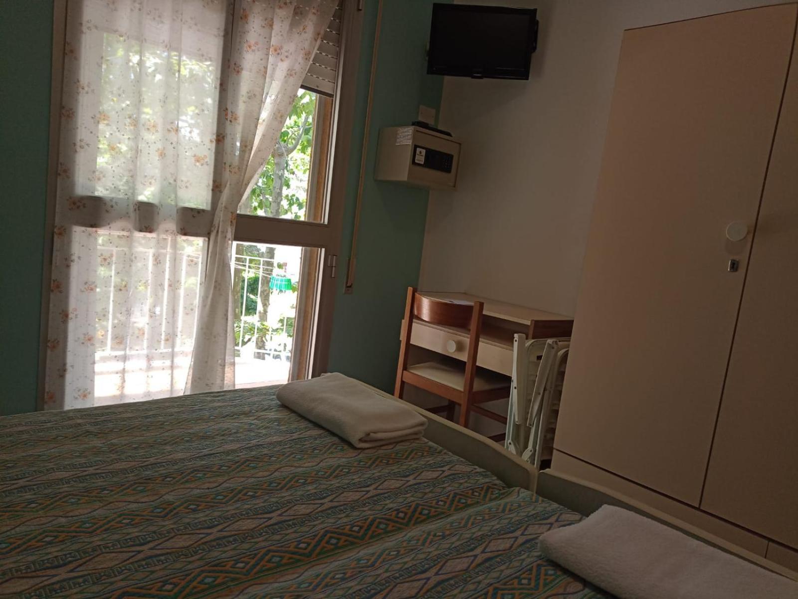 Hotel Toschi Lido di Classe Extérieur photo
