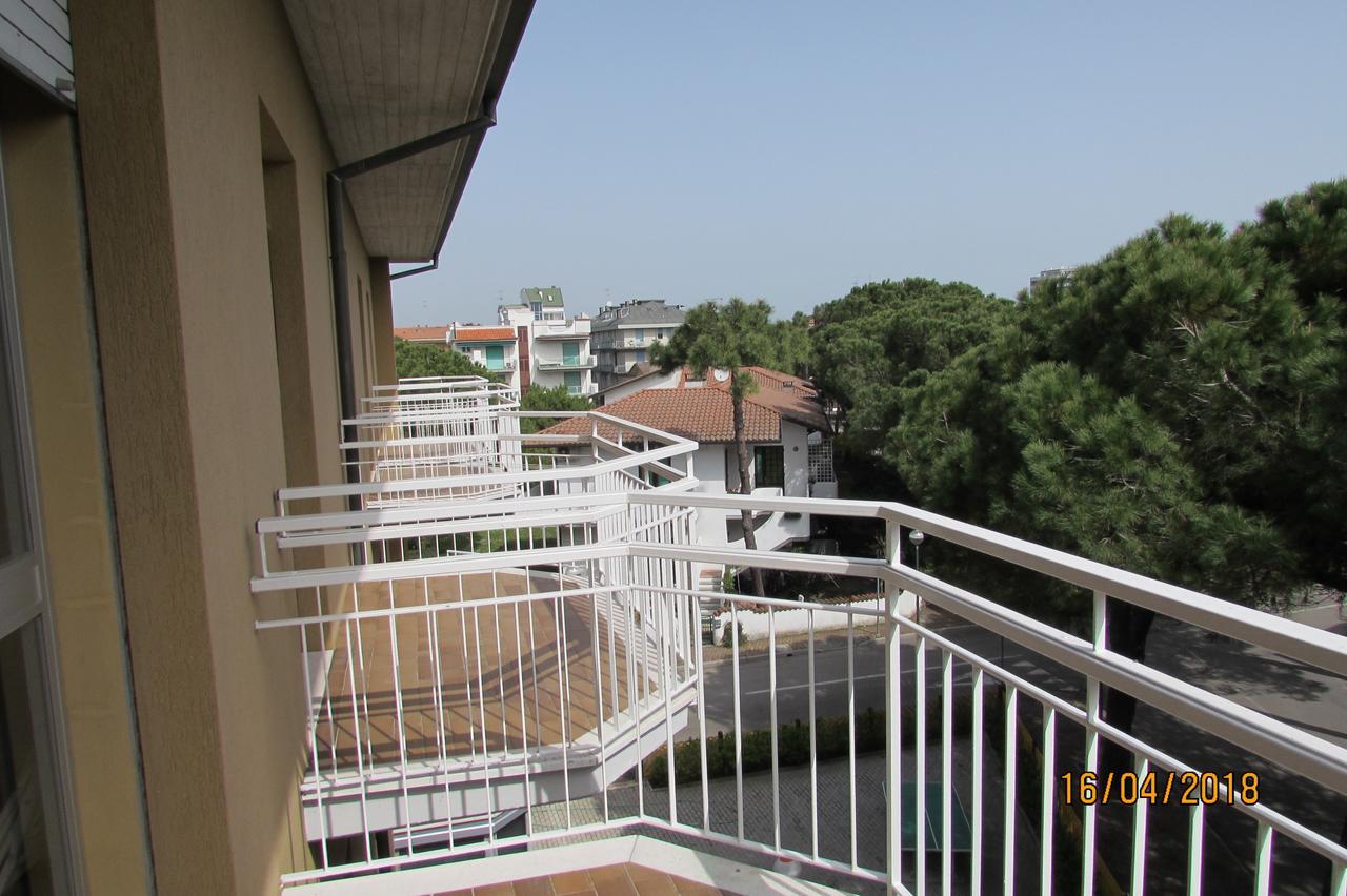 Hotel Toschi Lido di Classe Extérieur photo